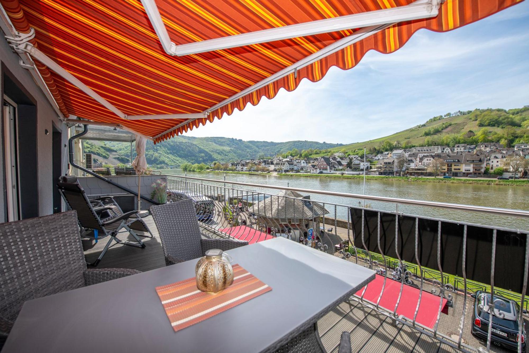 Haus Moselwelt - Tilda Apartment Zell an der Mosel Bagian luar foto